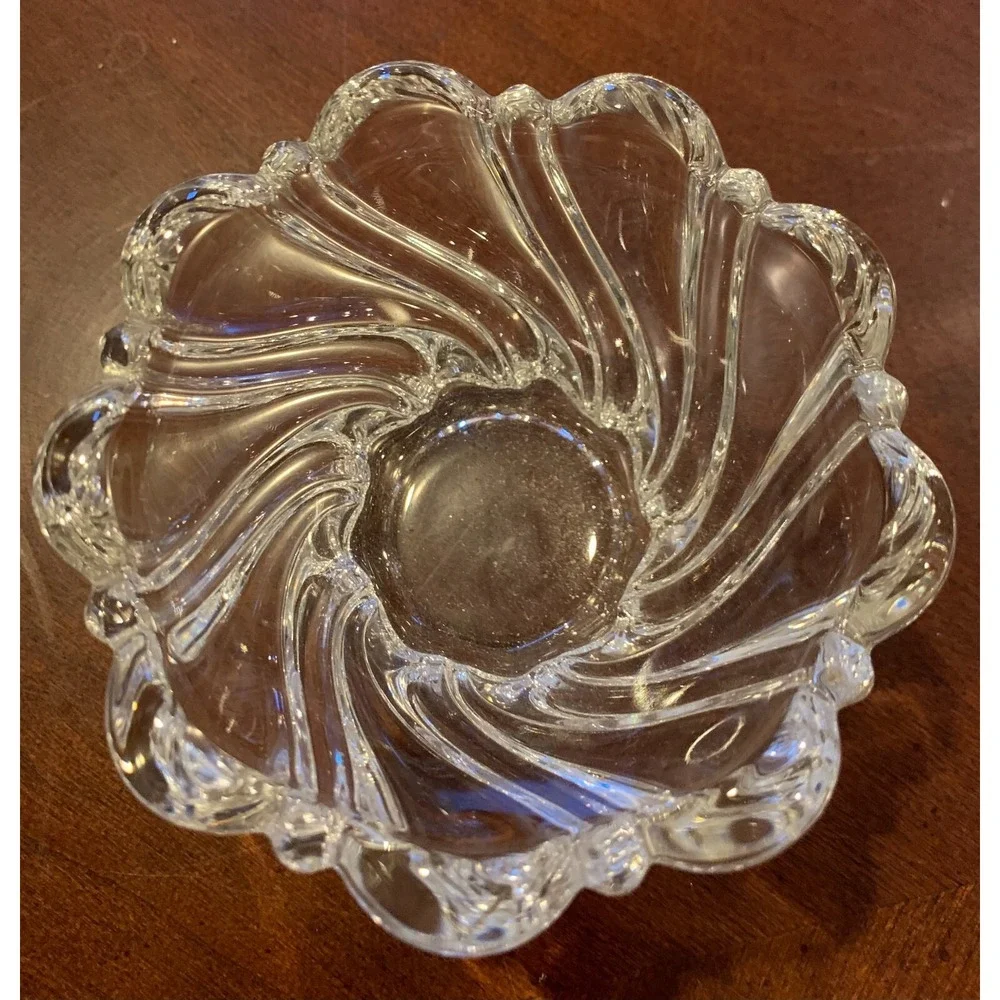 Mikasa 4 inch Crystal Votive Candle Holder Swirl 2‎ 1/2 Tall